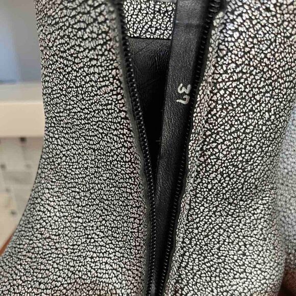 NWT BALDININI Ankle Boots In Silver size 37 Made in Italy - Picture 7 of 9